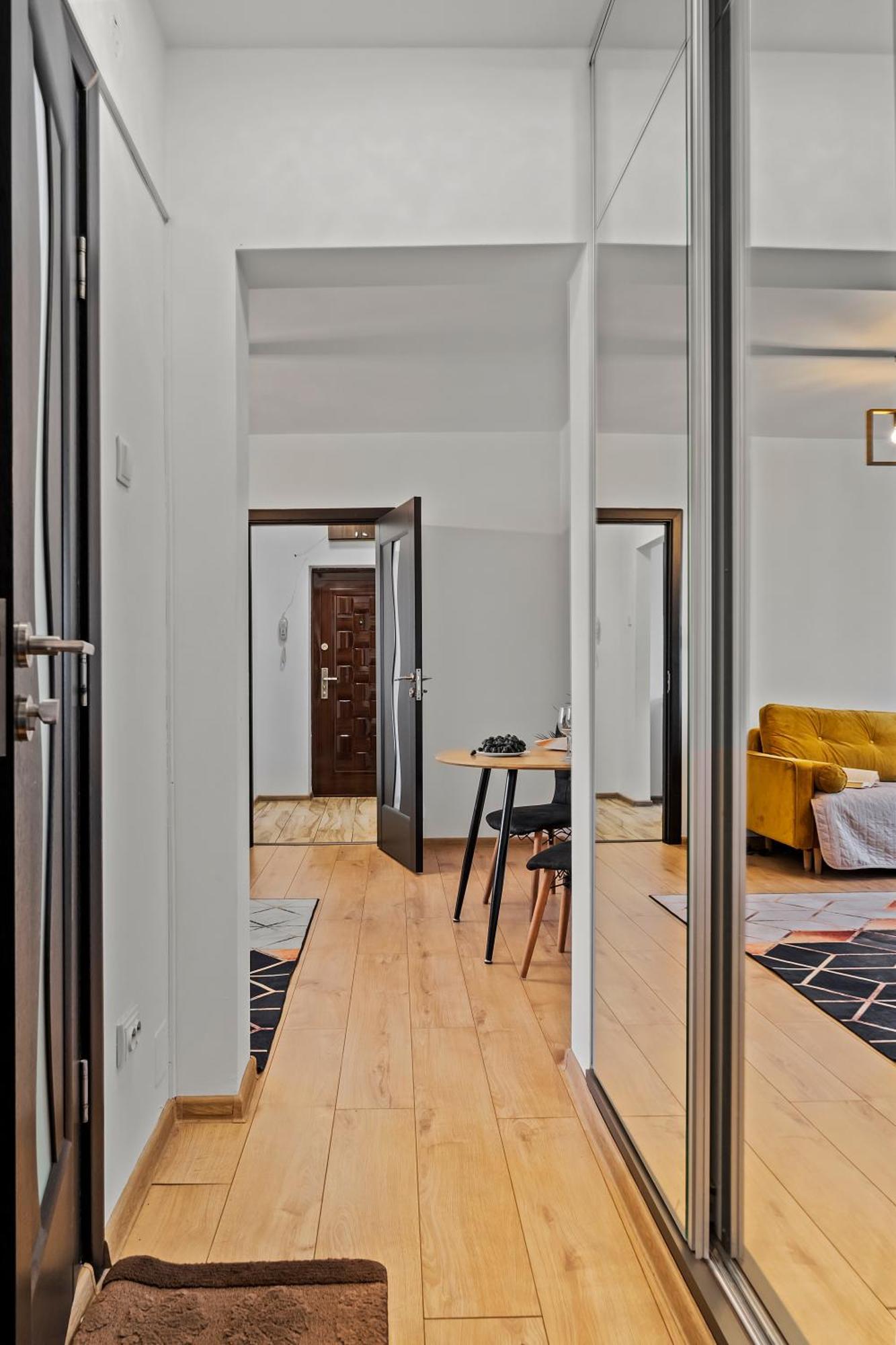 Apartament De Lux Drumul Taberei Bucareste Exterior foto