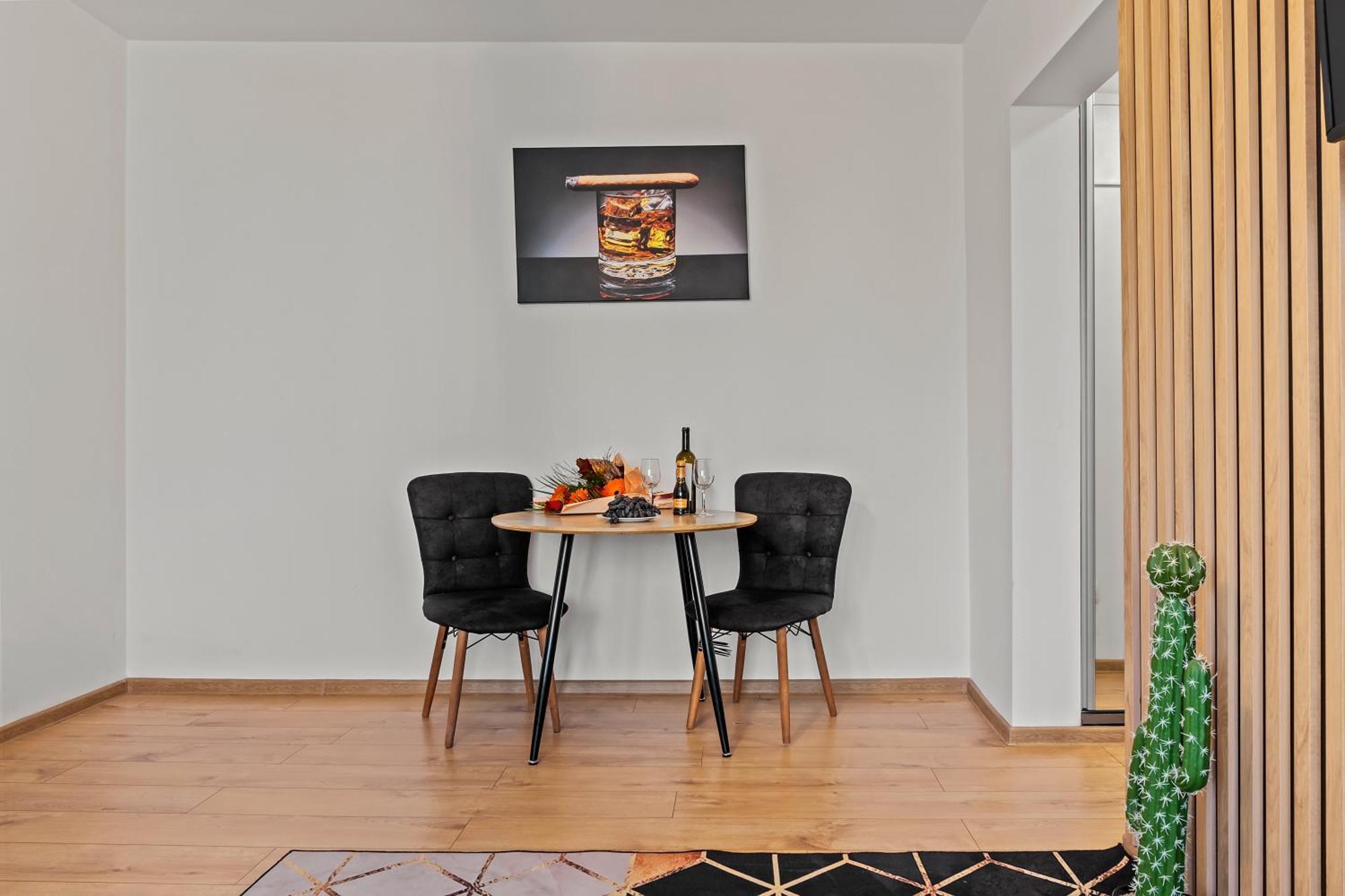 Apartament De Lux Drumul Taberei Bucareste Exterior foto