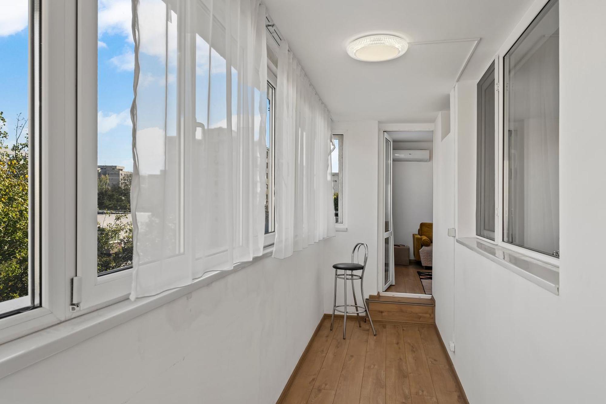 Apartament De Lux Drumul Taberei Bucareste Exterior foto